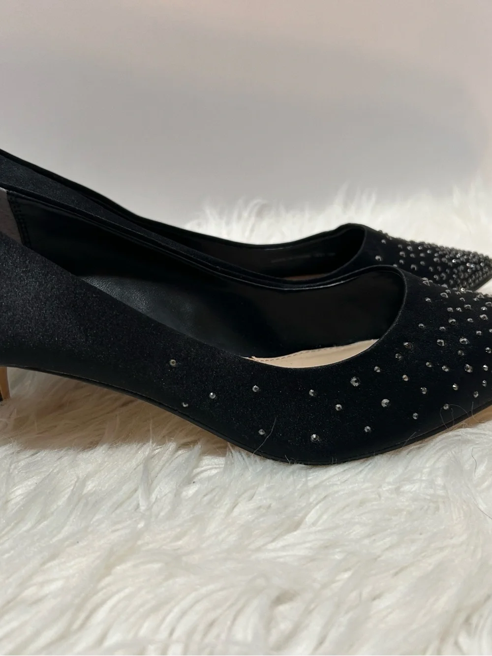 Nina Black Pointed-Toe Crystal-Stud Kitten Heels 7.5